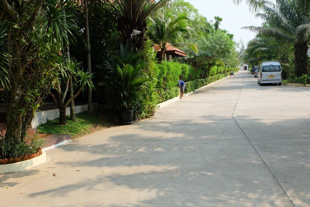 Thai Thani Pool Villa Resort Jomtien Beach Extérieur photo