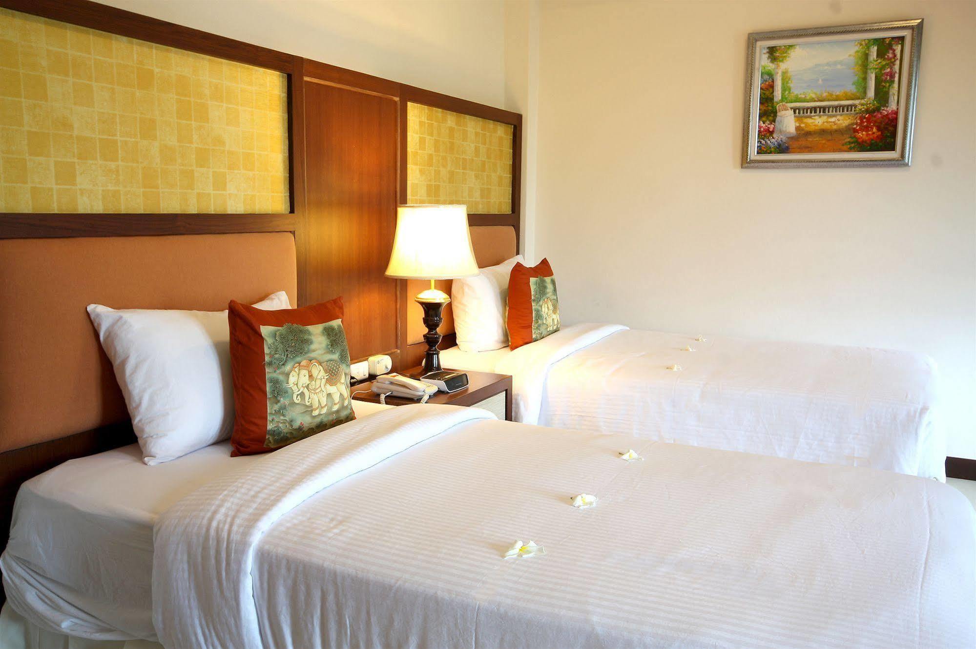 Thai Thani Pool Villa Resort Jomtien Beach Extérieur photo